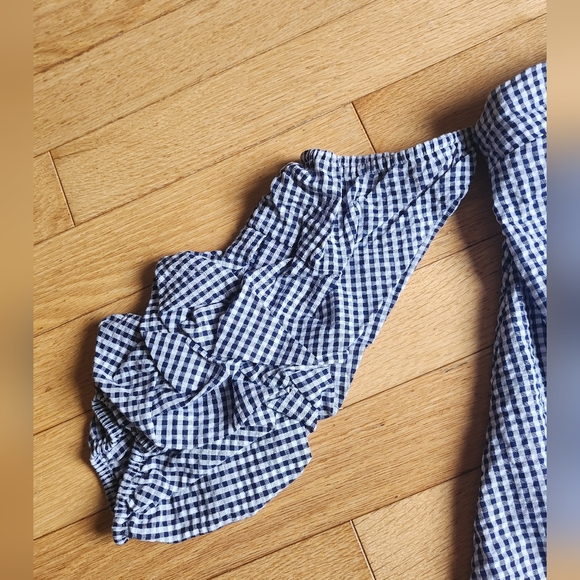 Off the shoulder top - Picture 2 of 5